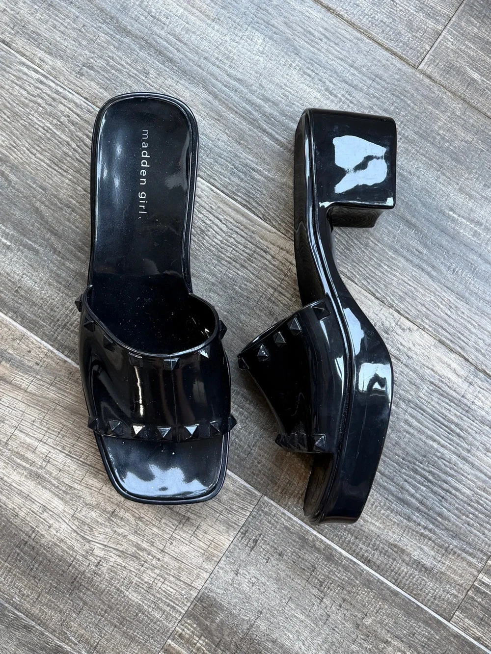 Madden Girl Black Patent Studded Slide Heels 8.5